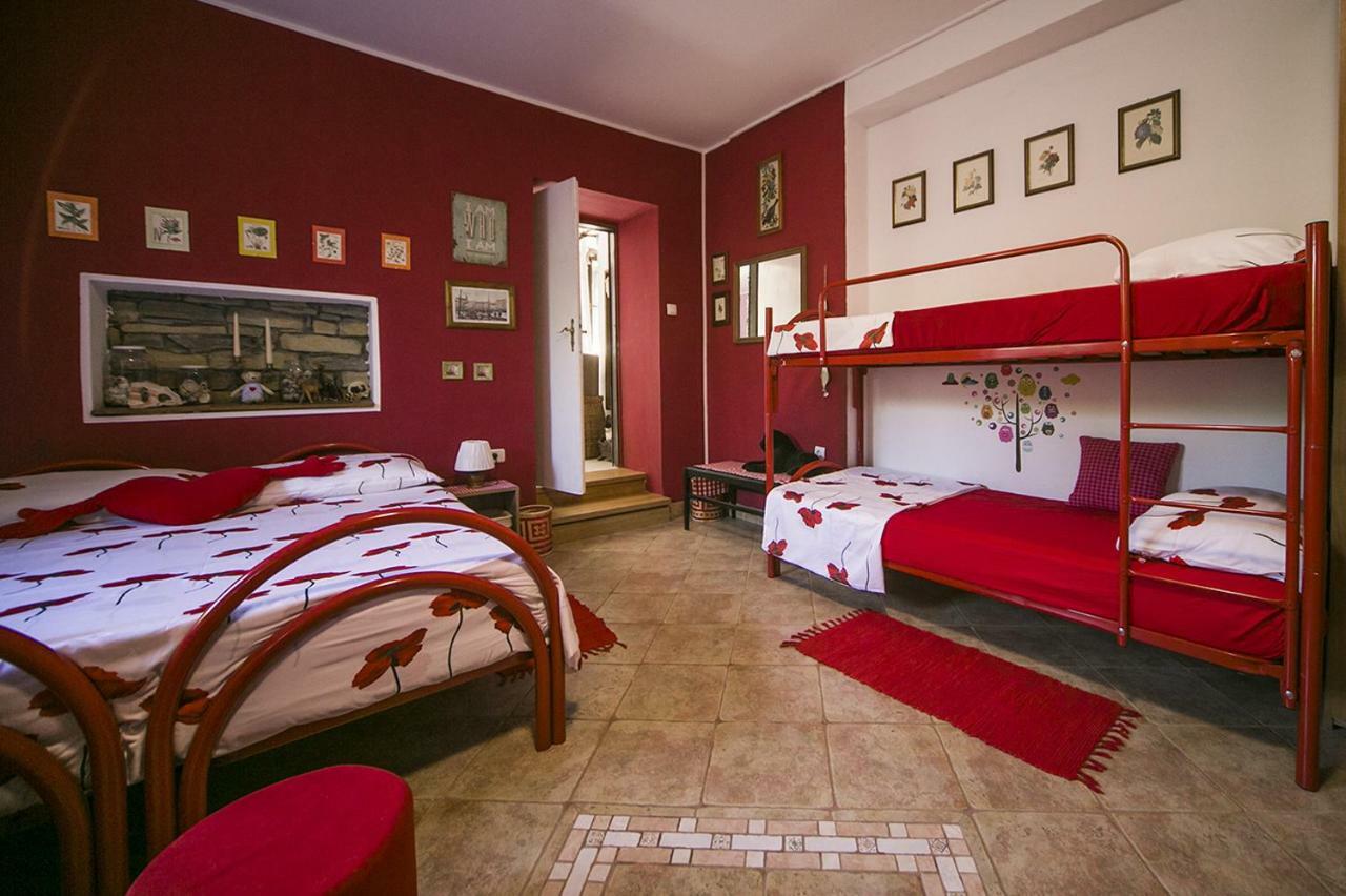 Cozy Istrian House Guest House อิซอลา ภายนอก รูปภาพ