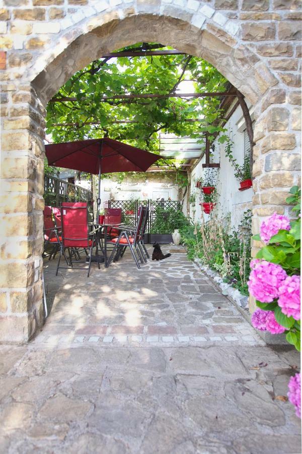Cozy Istrian House Guest House อิซอลา ภายนอก รูปภาพ