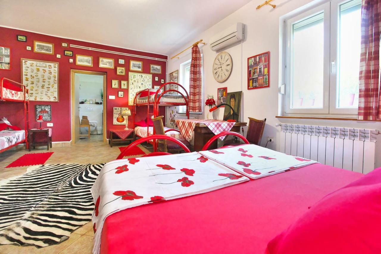 Cozy Istrian House Guest House อิซอลา ภายนอก รูปภาพ