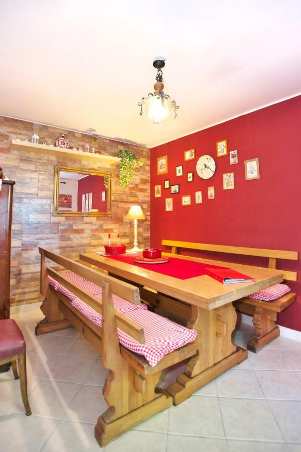 Cozy Istrian House Guest House อิซอลา ภายนอก รูปภาพ